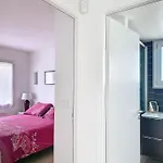 公寓 Climatise Avec Terrasse Et Parking, Face A La - Fr-1-715-76 *